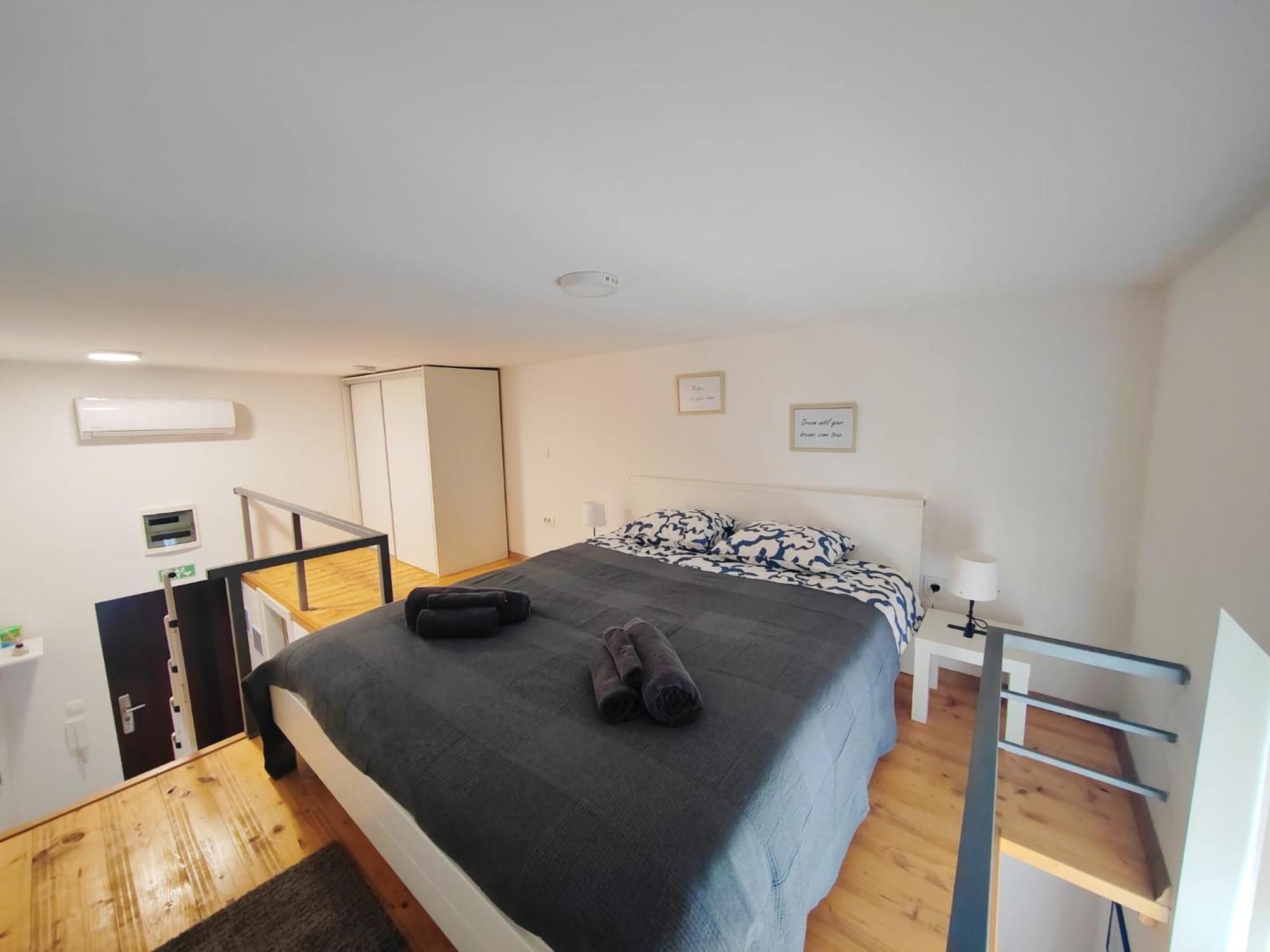Apartment Hit